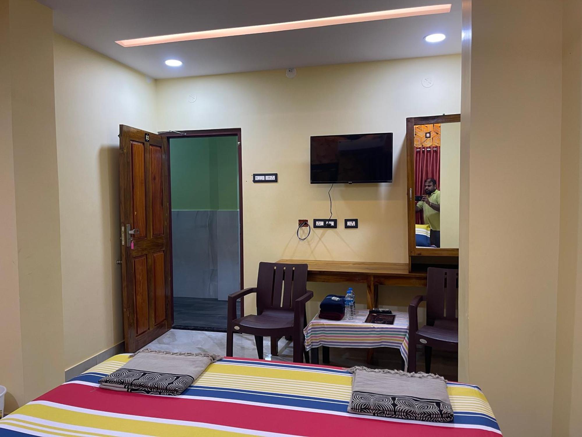 Nimmu Guest House & Restaurant Gokarna جوكارنا المظهر الخارجي الصورة
