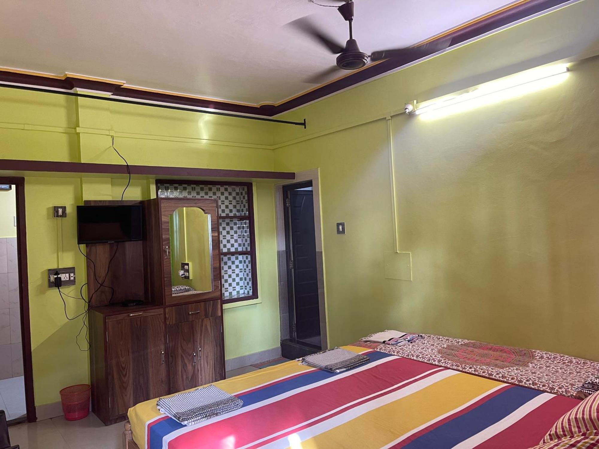 Nimmu Guest House & Restaurant Gokarna جوكارنا المظهر الخارجي الصورة
