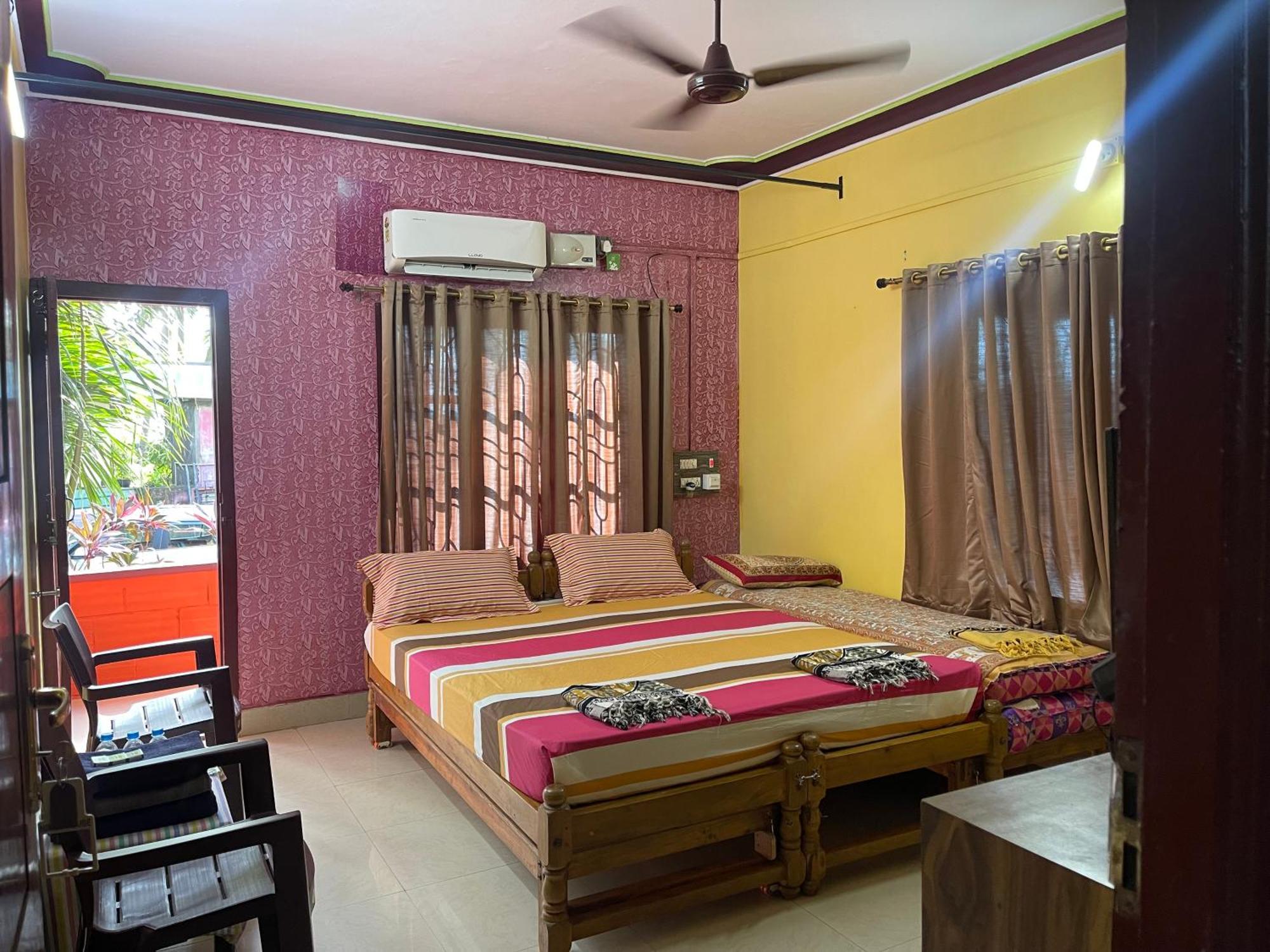 Nimmu Guest House & Restaurant Gokarna جوكارنا المظهر الخارجي الصورة
