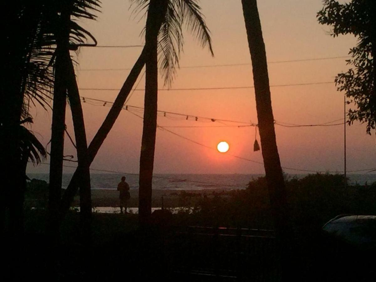 Nimmu Guest House & Restaurant Gokarna جوكارنا المظهر الخارجي الصورة