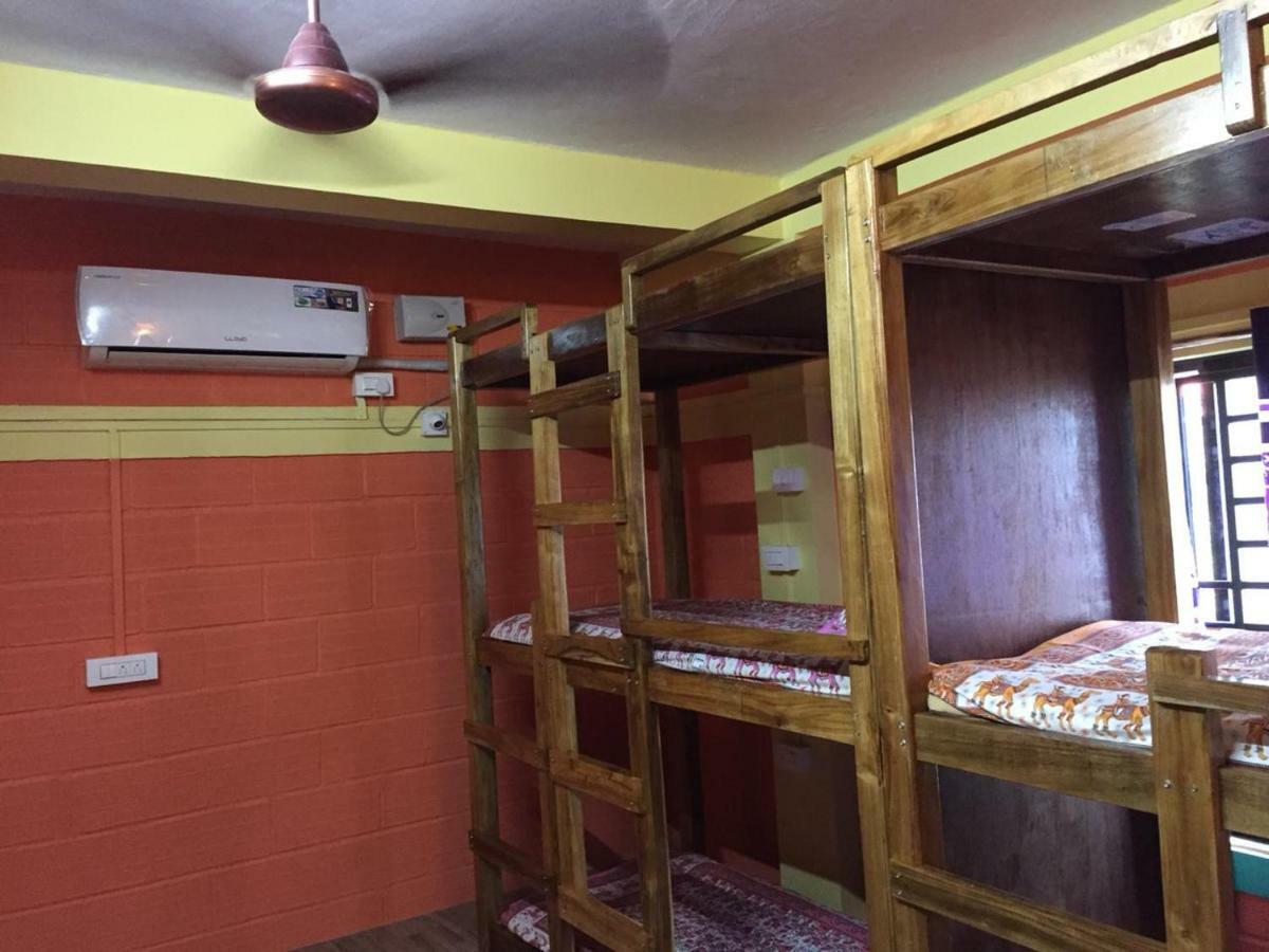Nimmu Guest House & Restaurant Gokarna جوكارنا المظهر الخارجي الصورة