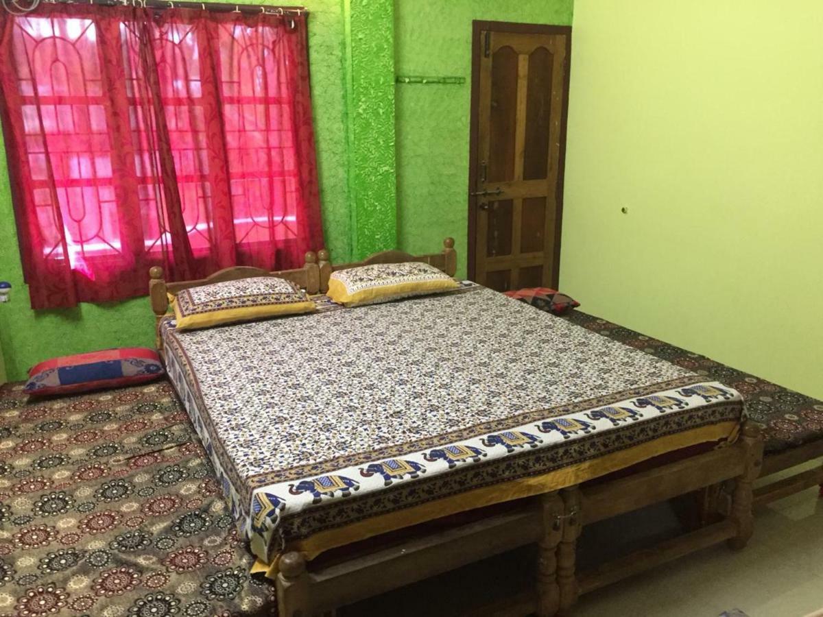 Nimmu Guest House & Restaurant Gokarna جوكارنا المظهر الخارجي الصورة